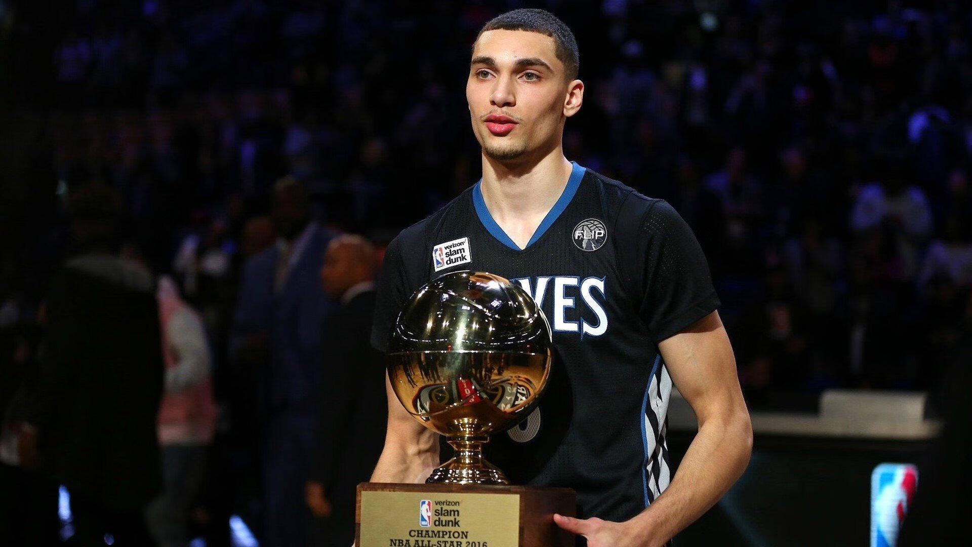 《FIFA》2025虚拟足球“狂欢节”，全球狂热进入高潮！